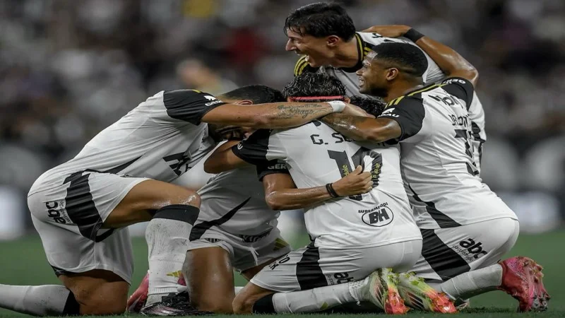 soi keo Atl Mineiro vs Internacional 5 e1749430538361