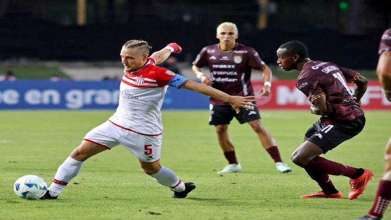 soi keo Estudiantes de la Plata vs Carabobo FC 5 scaled e1748096012900